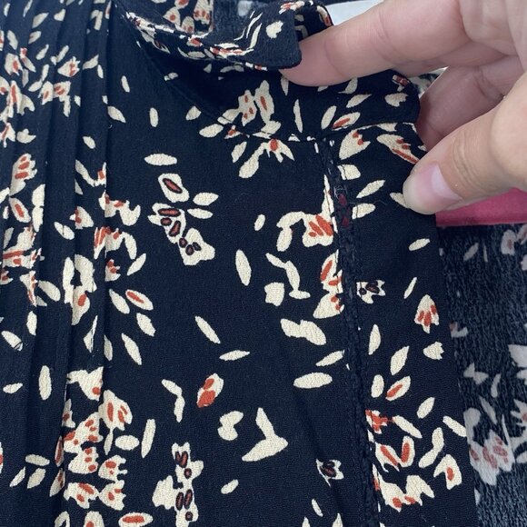 Ba&sh Size XS Black Venus Print Button Front V Neck Floral Blouse Eyelet Trim - Picture 12 of 13